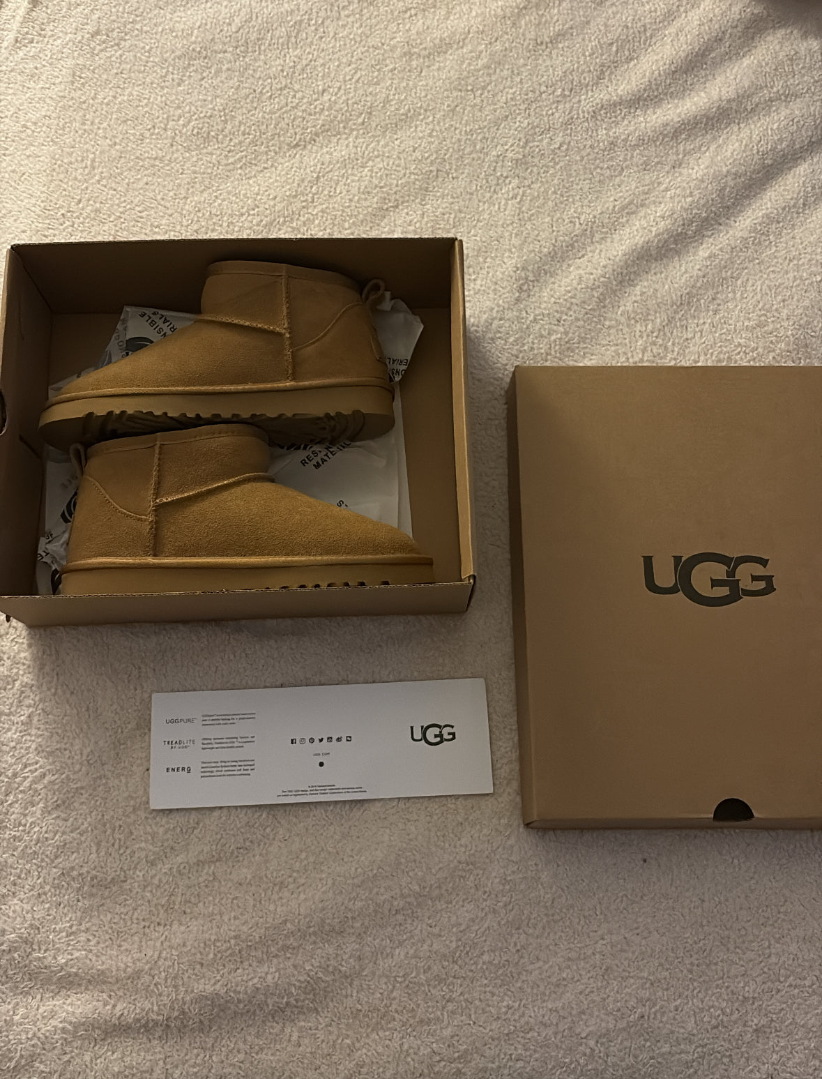 Classic mini snow boots
