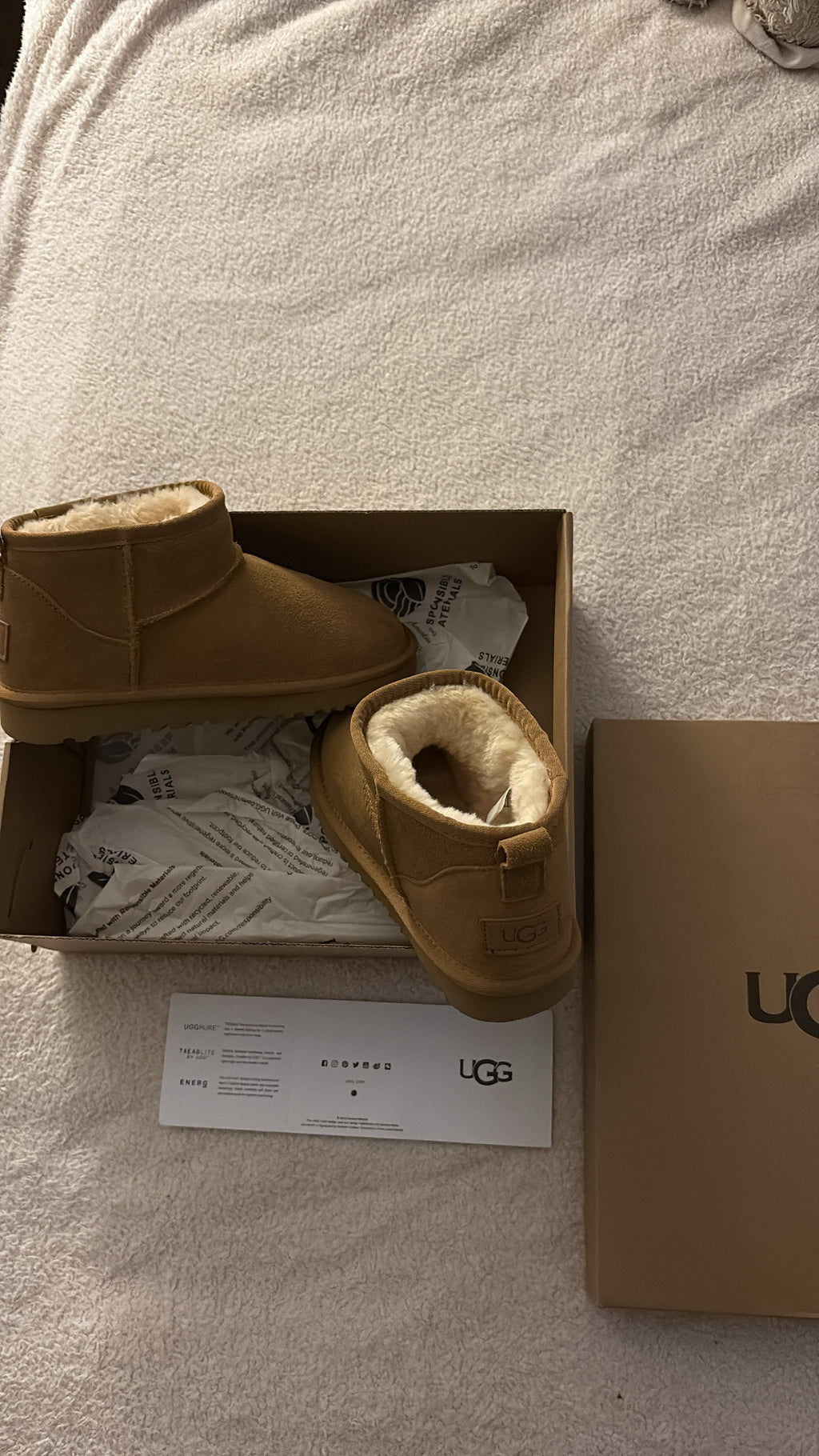 Classic mini snow boots