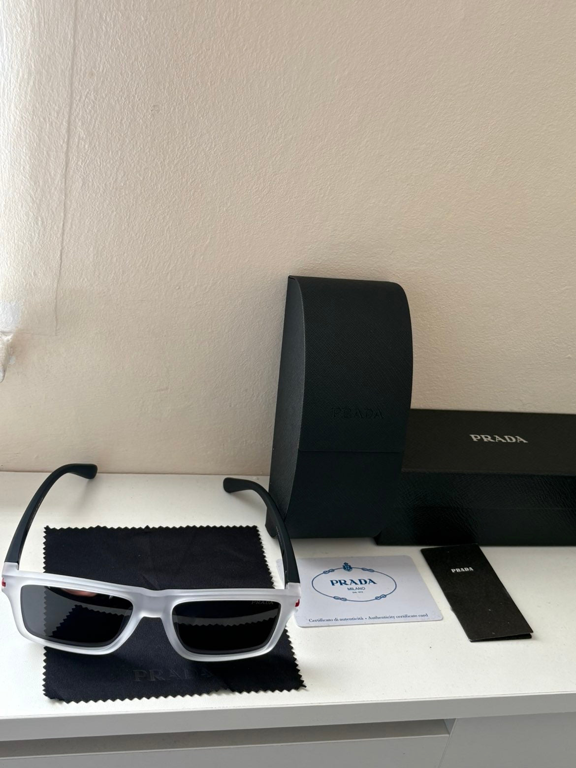 LINEA ROSS SUNGLASSES